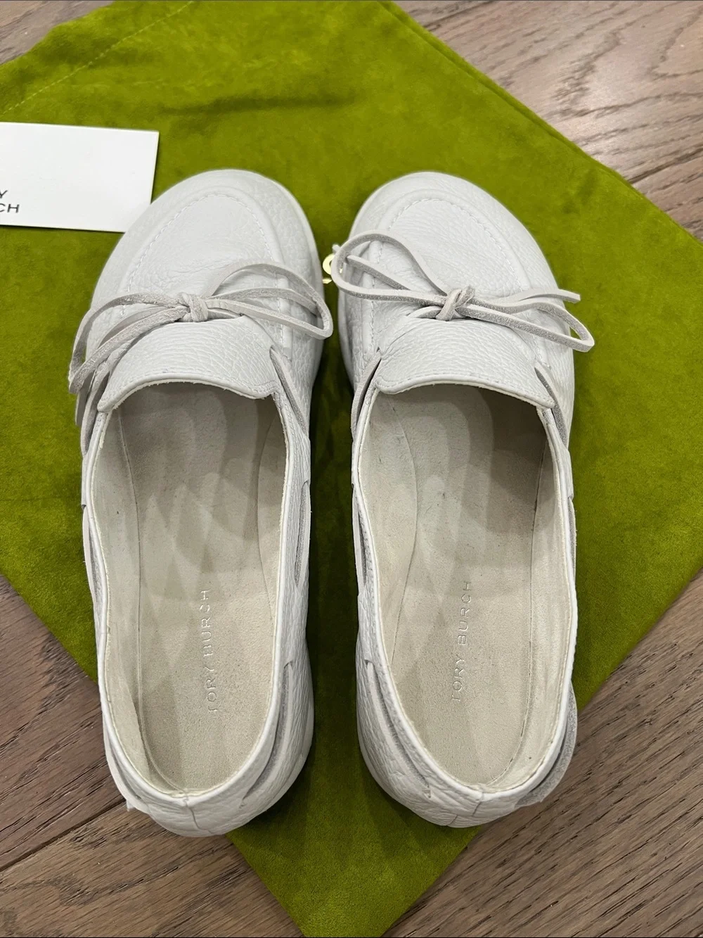 Tory Burch The Boaty white Loafers, size US 6.5, brand new
